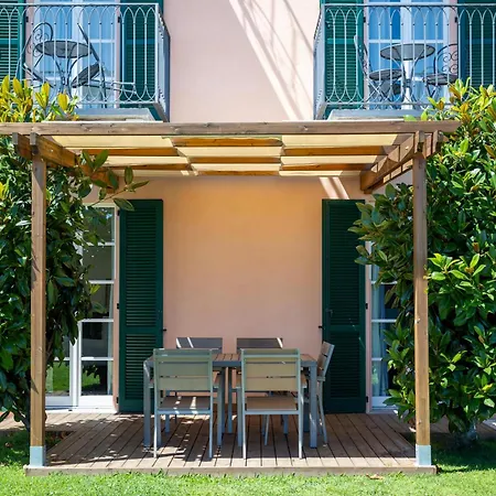 Antico Verbano Aparthotel 3*
