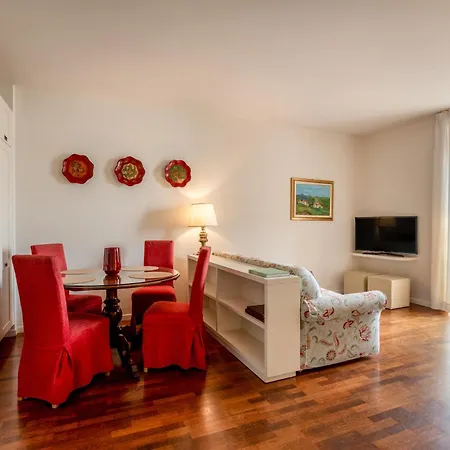 公寓式酒店 Antico Verbano 梅纳