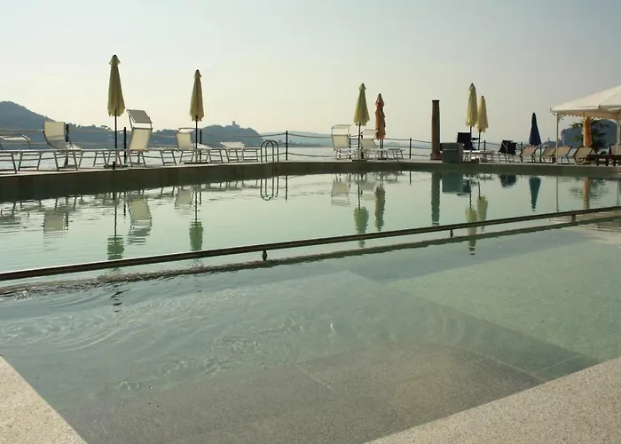 Antico Verbano 4* Meina